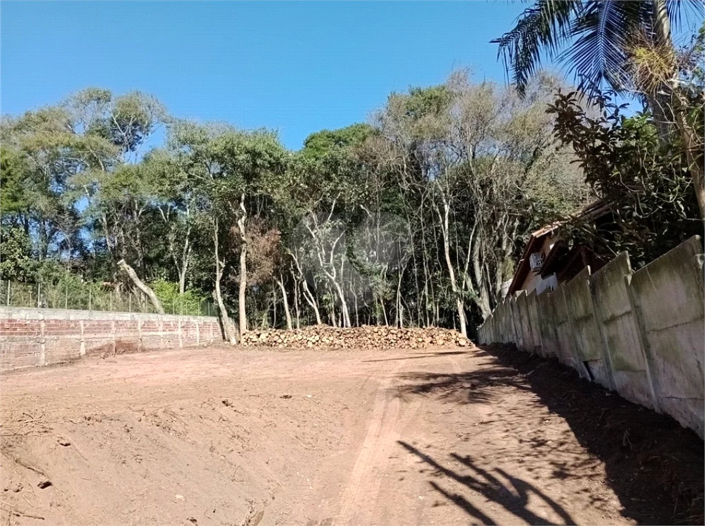Terreno à venda no condomínio Residencial Bosque da Serra, Mairiporã - SP