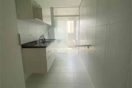 Apartamento à venda com 2 quartos, sendo 1 suíte, em Santa Teresinha, São Paulo, SP