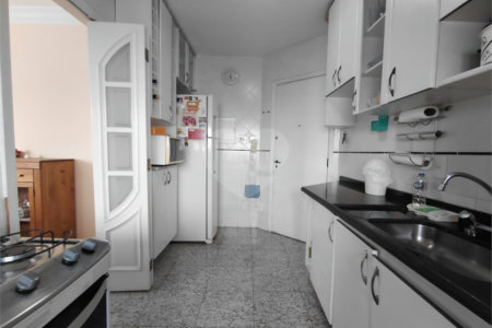 Apartamento à venda com 3 quartos, sendo 1 suíte, em Vila Romana, São Paulo, SP