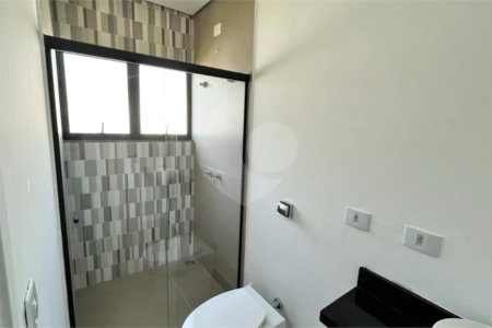 Casa à venda com 4 quartos, sendo 3 suítes, no condomínio Campos do Conde Sorocaba, Sorocaba - SP