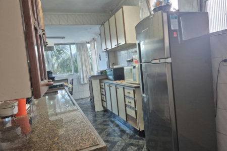 Apartamento com 3 dormitórios à venda, 180 m² por R$ 1.180.000,00 - Pompéia - Santos/SP