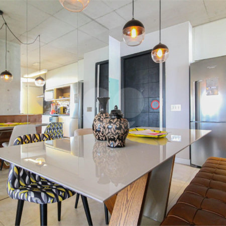 Apartamento à venda com 2 quartos, sendo 1 suíte, em Vila Olímpia, São Paulo, SP