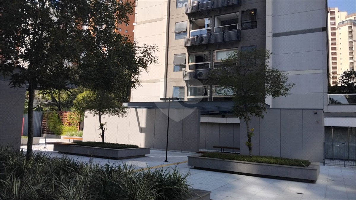 Apartamento à venda ou para alugar com 2 quartos em Jardim Fonte do Morumbi, São Paulo, SP