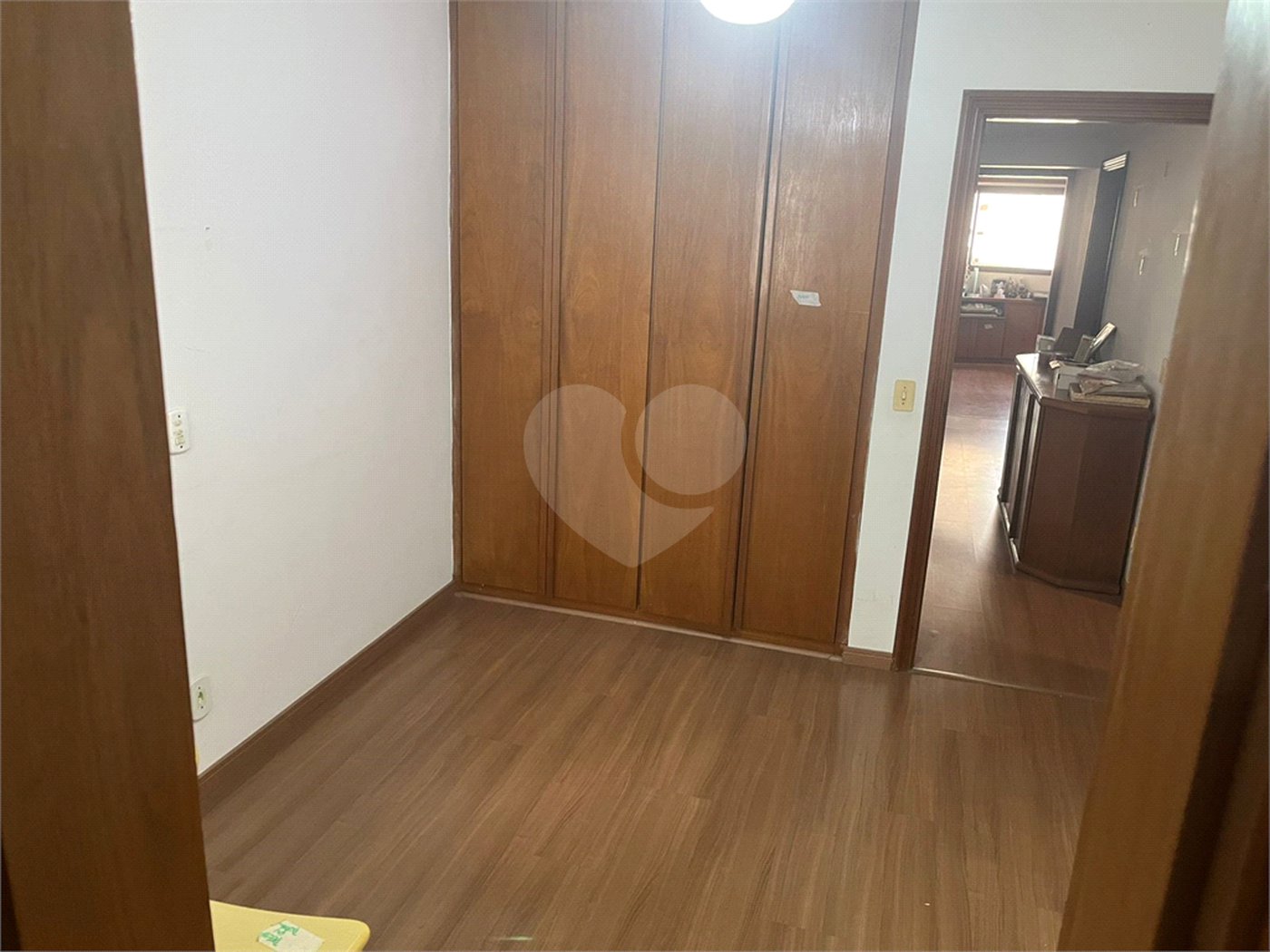 Apartamento à venda com 4 suítes em Vila Uberabinha, São Paulo, SP