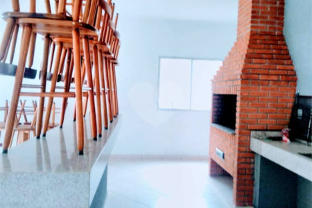 Apartamento à venda com 2 quartos, sendo 1 suíte,  em Vila Santana, Mogi das Cruzes, SP