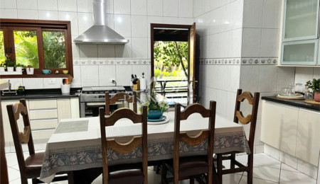 Casa em condomínio à venda com 3 quartos, sendo 1 suíte,  em Itapecerica, Salto, SP