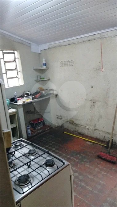 Casa à venda com 3 quartos, sendo 1 suíte,  em Bom Retiro, São Paulo, SP