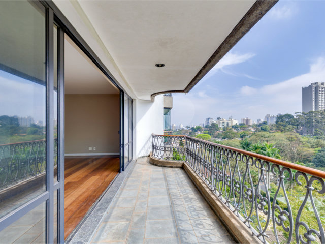 Apartamento à venda com 4 suítes em Alto da Boa Vista, São Paulo, SP