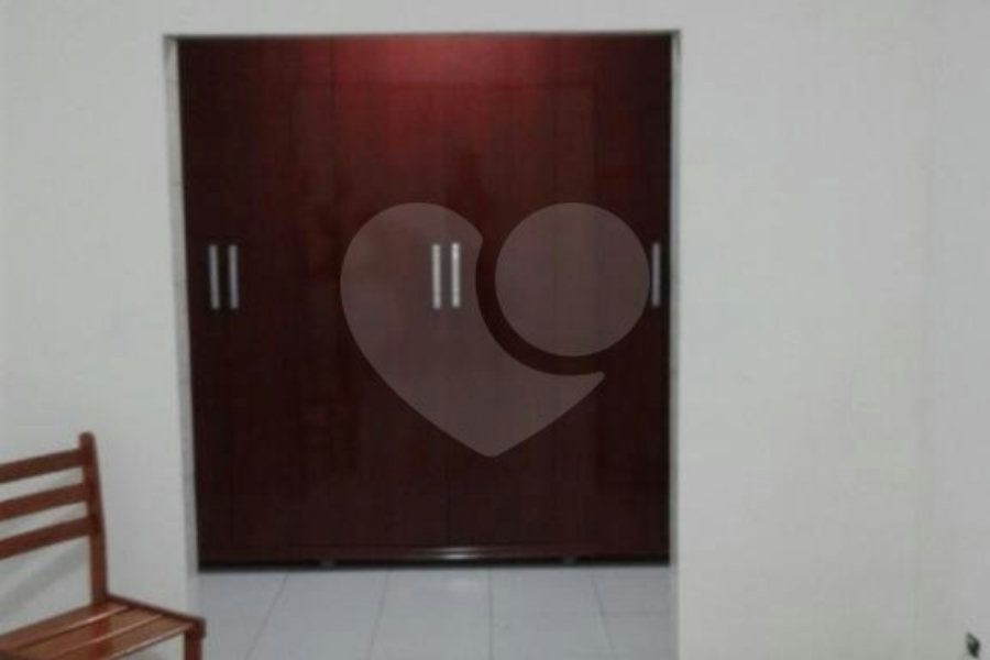 Sobrado à venda com 4 quartos, sendo 2 suítes,  em Tremembé, São Paulo, SP
