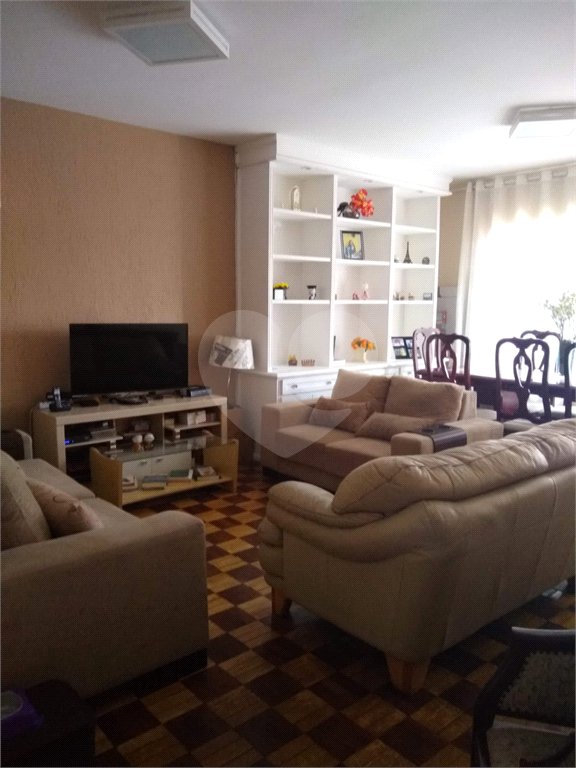 Casa à venda com 3 quartos, sendo 1 suíte,  em Jardim Bonfiglioli, São Paulo, SP