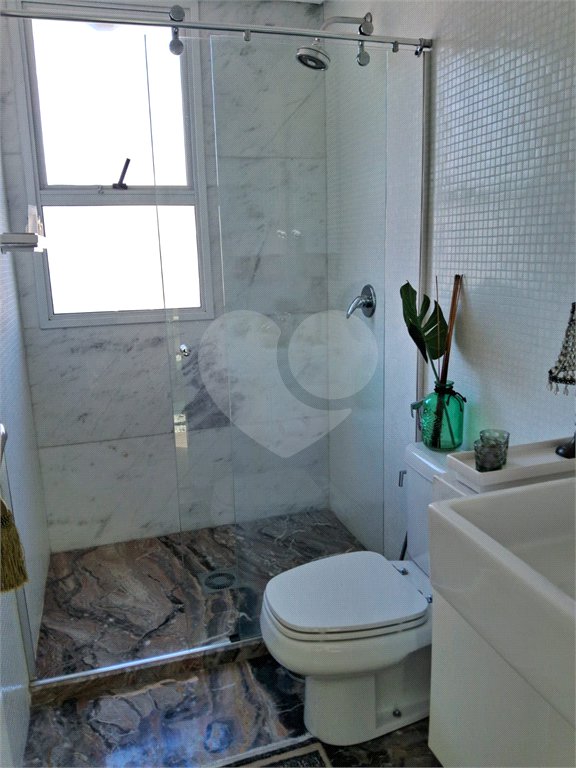 Apartamento à venda com 3 suítes em Vila Mariana, São Paulo, SP