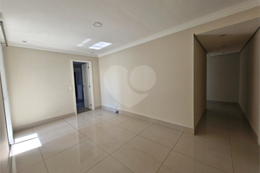 Apartamento para alugar com 3 suítes em Santana, São Paulo, SP