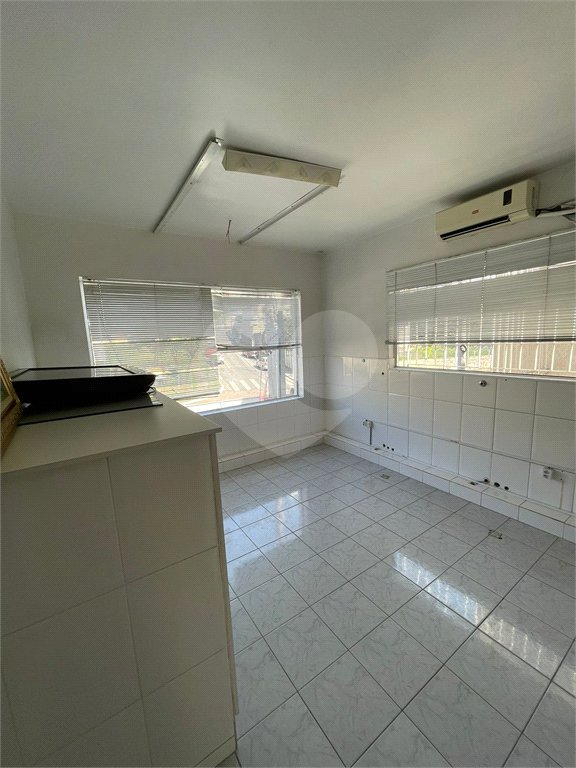 Sobrado à venda com 3 quartos, sendo 1 suíte, em Vila Mazzei, São Paulo, SP