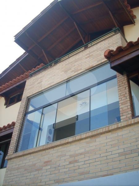 Sobrado à venda com 4 quartos, sendo 2 suítes, em Tremembé, São Paulo, SP
