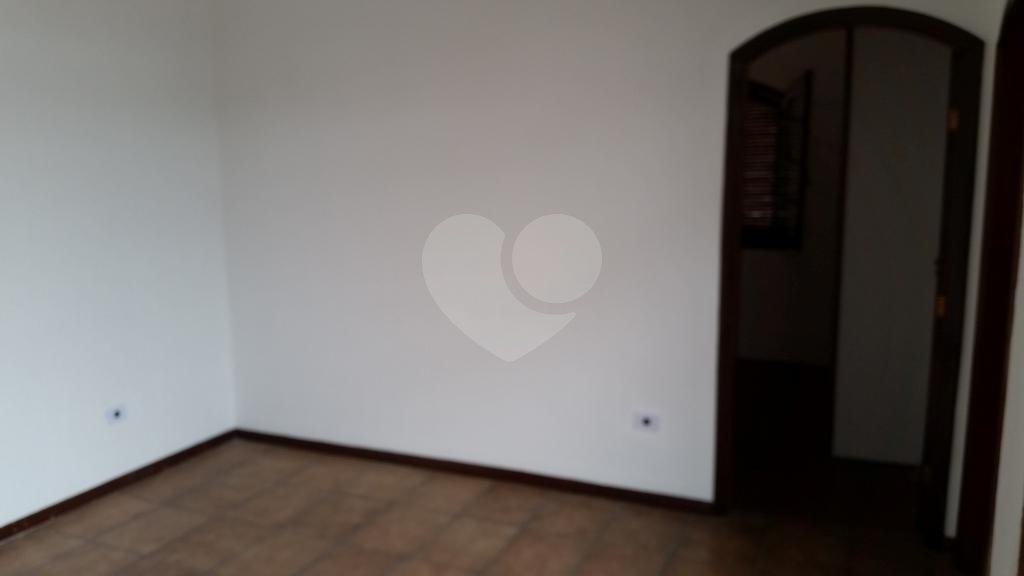 Sobrado à venda com 4 quartos em Vila Guilherme, São Paulo, SP
