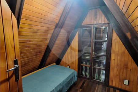 Casa à venda com 3 suítes no condomínio Chácaras do Lago, Vinhedo - SP