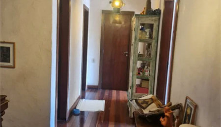 Casa à venda com 5 quartos, sendo 2 suítes,  em Jardim Morumbi, São Paulo, SP