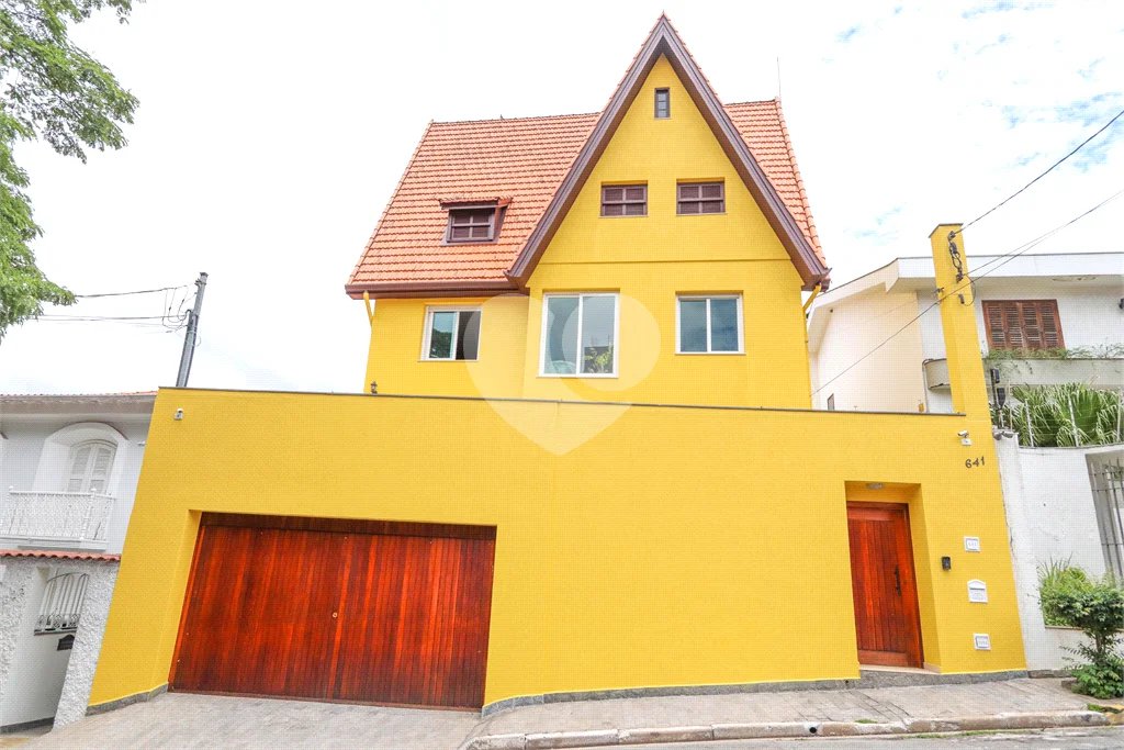 Casa à venda com 4 quartos, sendo 1 suíte, em Jardim Franca, São Paulo, SP