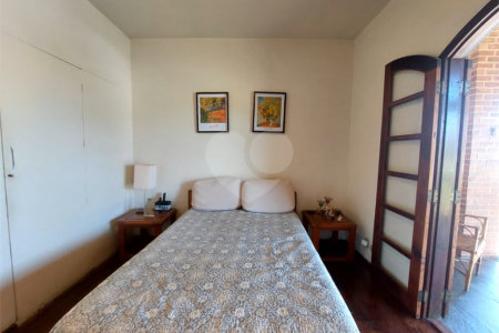 Casa à venda com 3 quartos, sendo 1 suíte, em Botafogo, Rio de Janeiro, RJ