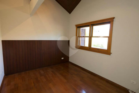 Casa à venda com 4 suítes no condomínio Jardim das Azaléias, São Paulo - SP