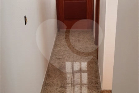 Sobrado à venda com 4 quartos, sendo 1 suíte,  em Olímpico, São Caetano do Sul, SP