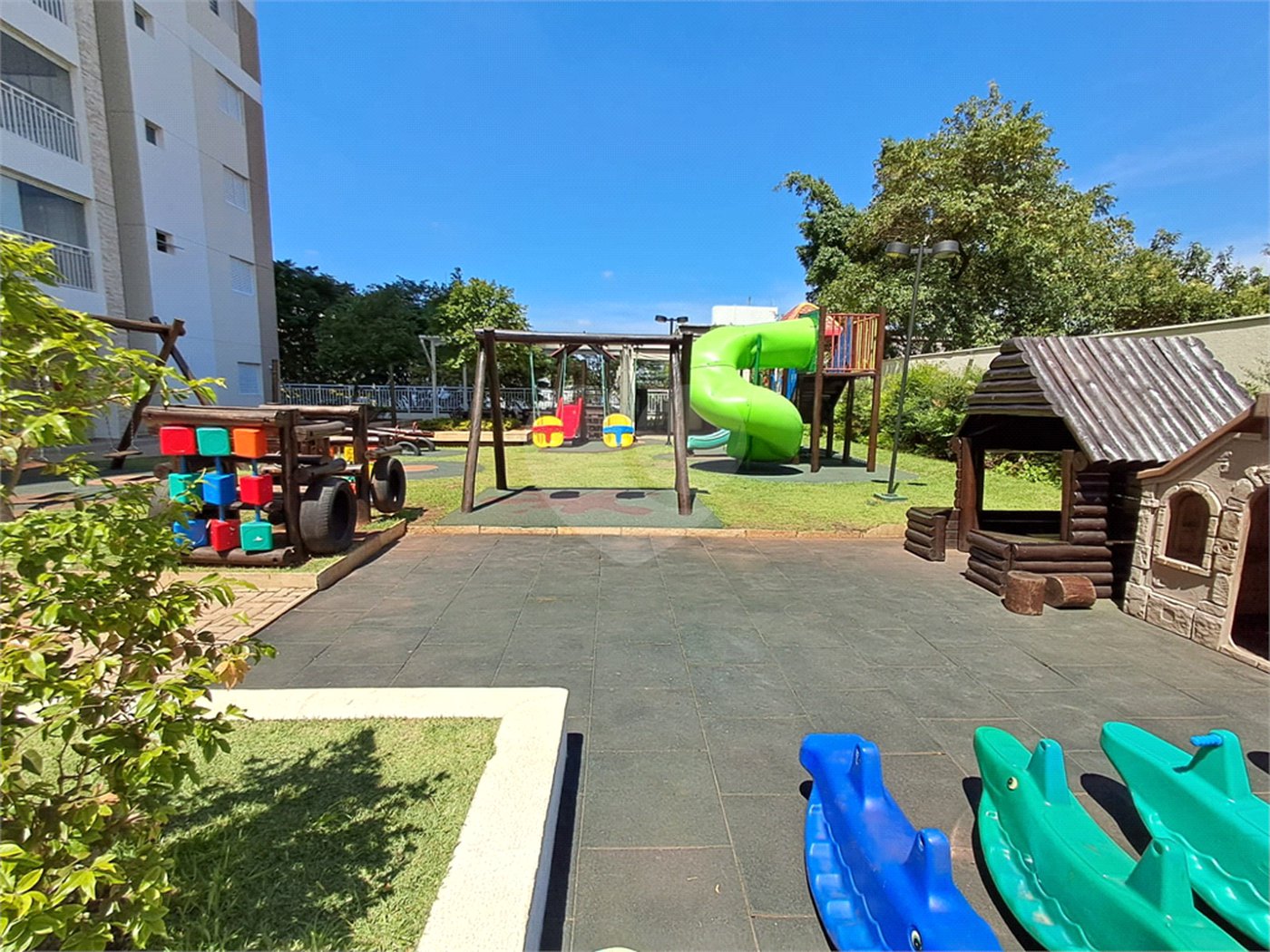 Apartamento à venda com 3 quartos, sendo 1 suíte, em Água Branca, São Paulo, SP