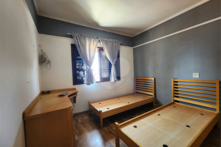 Sobrado à venda com 3 quartos, sendo 1 suíte,  em Vila Constança, São Paulo, SP