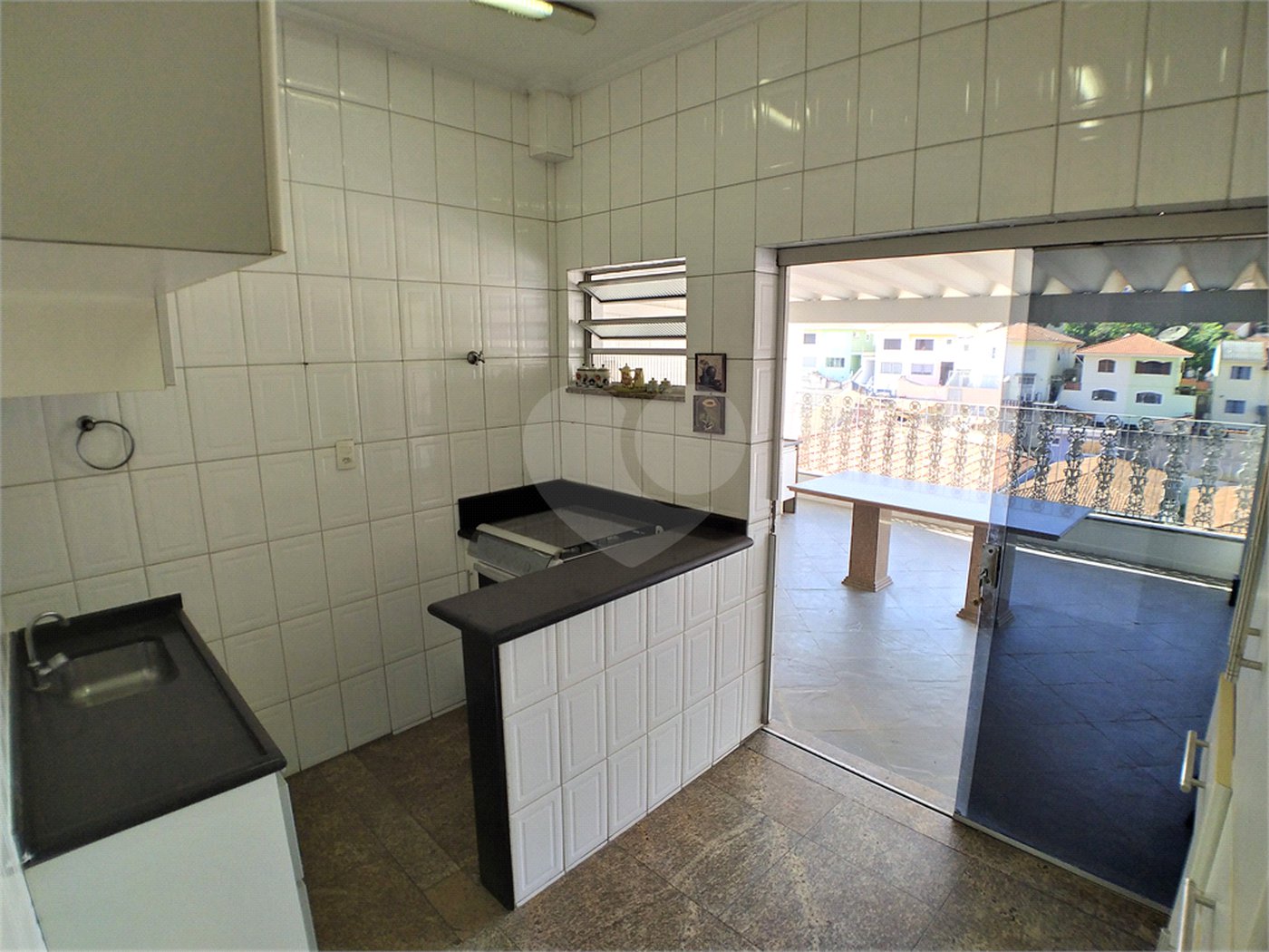 Sobrado à venda com 3 quartos, sendo 1 suíte,  em Vila Mazzei, São Paulo, SP