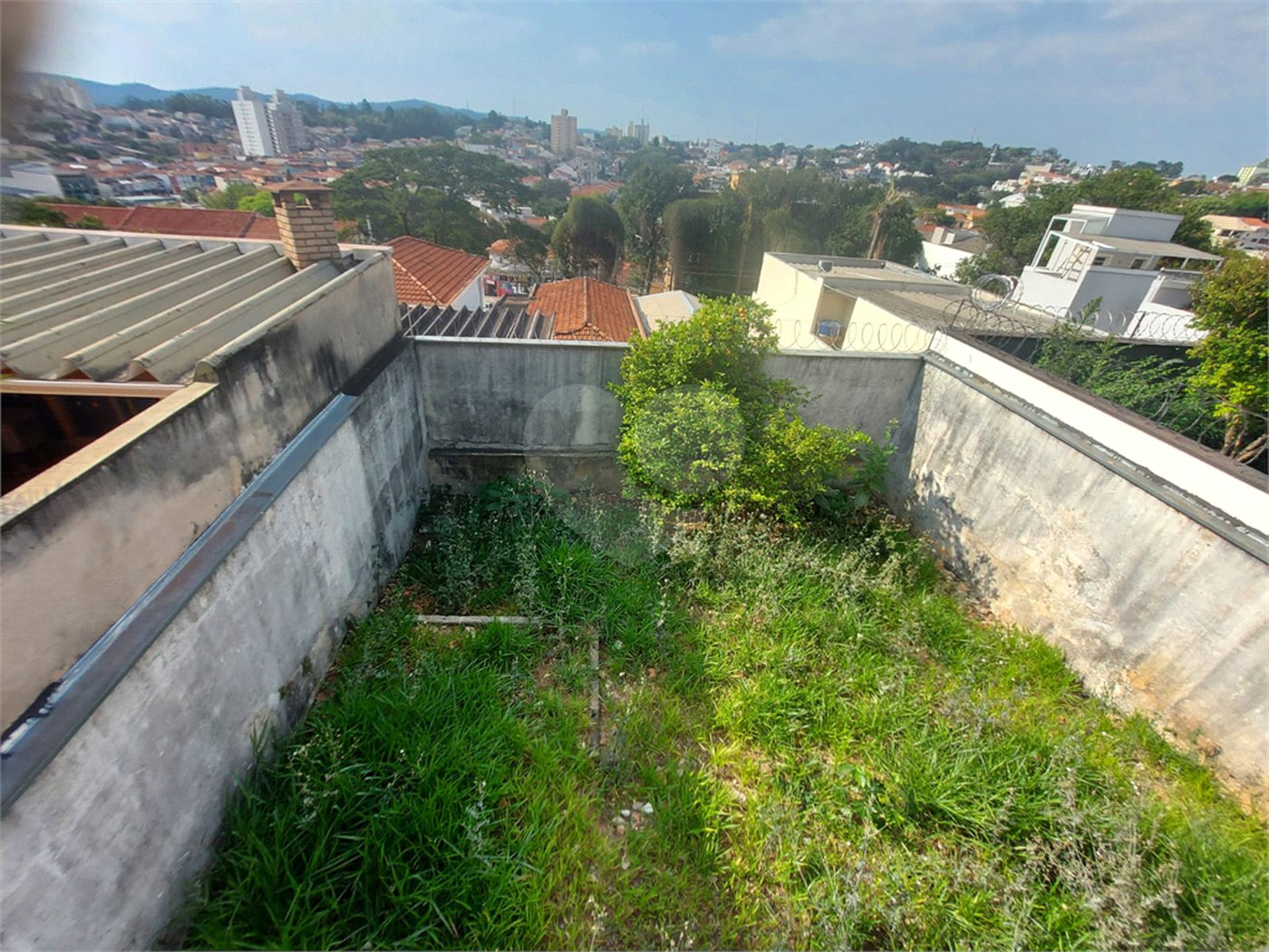 Casa Térrea à venda com 3 suítes em Santana, São Paulo, SP