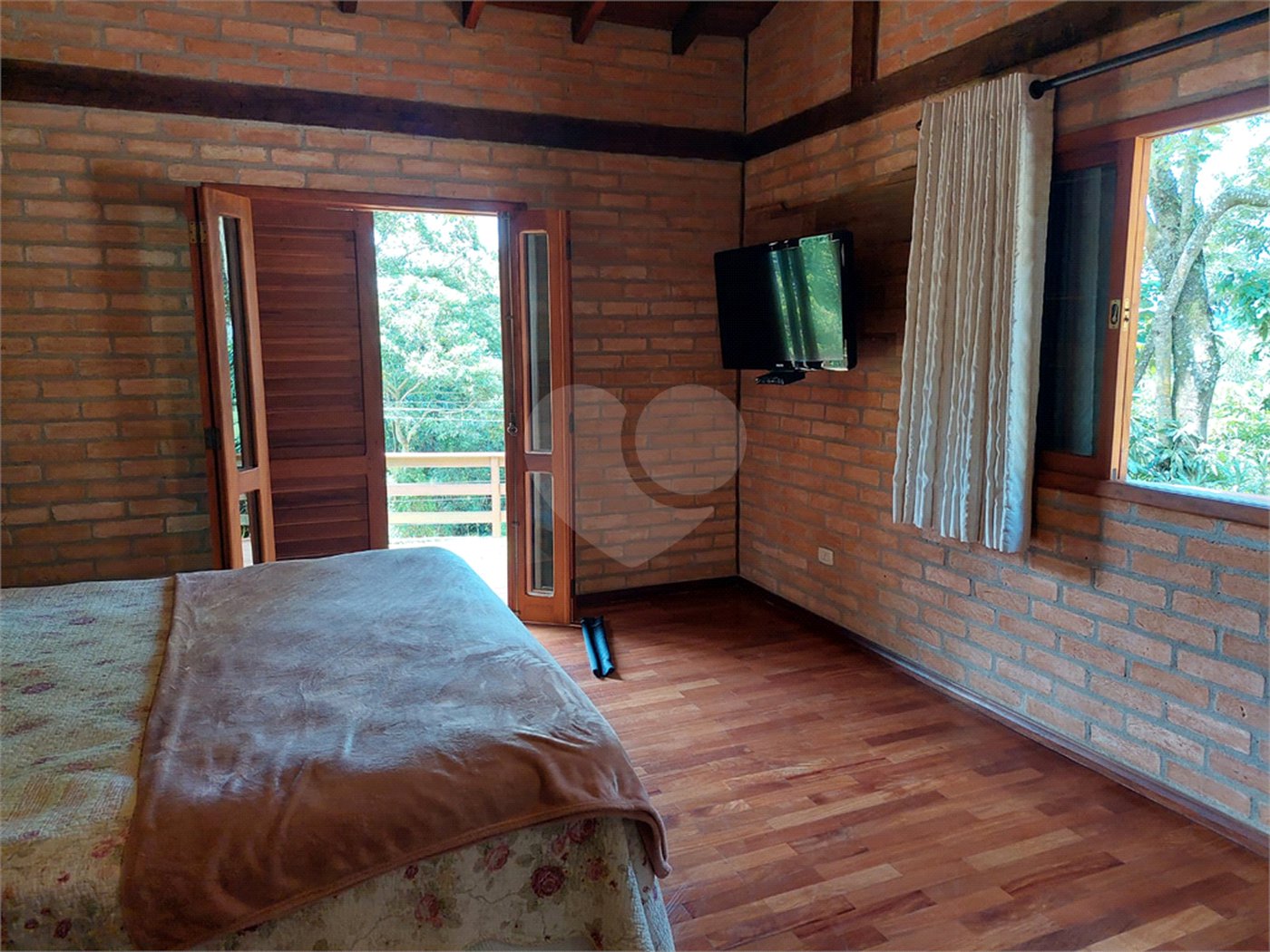 Casa à venda com 3 suítes em Roseira, Mairiporã, SP