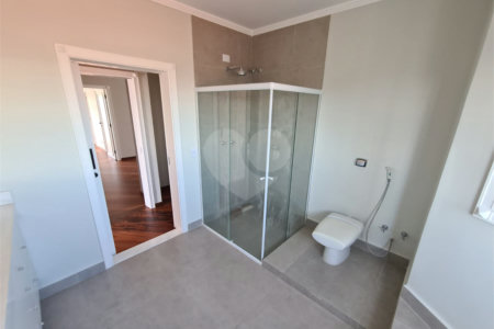 Casa à venda com 3 suítes no condomínio Estância Marambaia, Vinhedo - SP