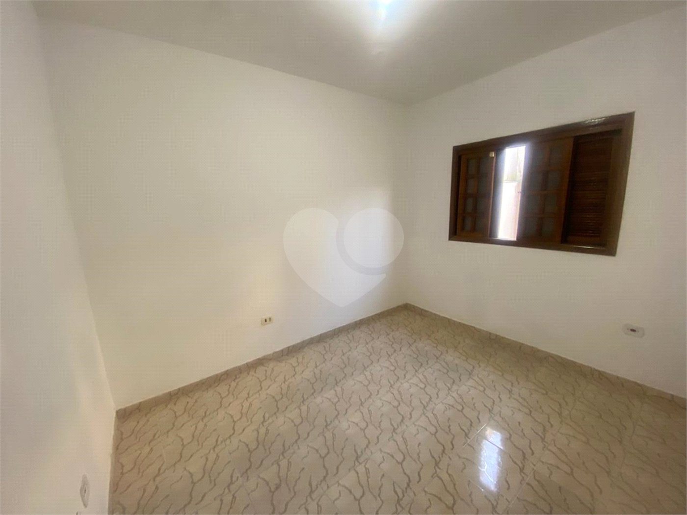Casa à venda com 3 quartos, sendo 1 suíte,  em Vila Nova Cintra, Mogi das Cruzes, SP