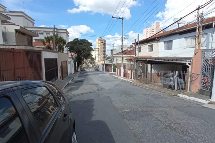 Sobrado à venda com 3 quartos, sendo 1 suíte, em Vila Paulicéia, São Paulo, SP