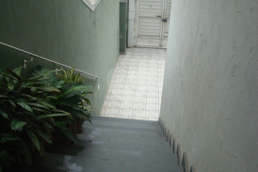 Sobrado à venda com 3 quartos, sendo 1 suíte,  em Parque Peruche, São Paulo, SP