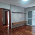 Casa à venda com 4 quartos, sendo 3 suítes,  no condomínio Residencial Montreal, São Carlos - SP
