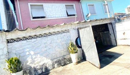 Casa à venda com 3 quartos, sendo 1 suíte,  no condomínio Não Info, São Paulo - SP