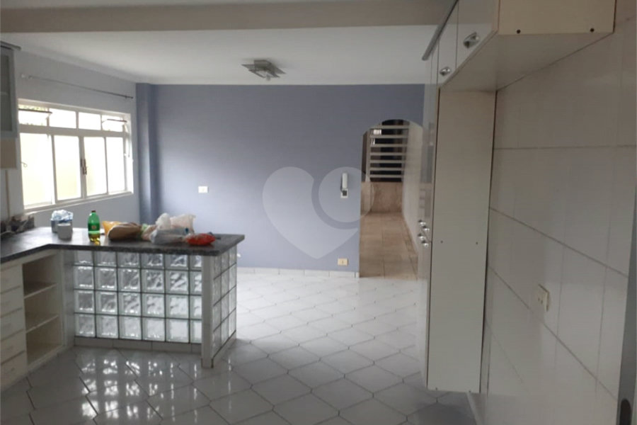 Sobrado à venda com 4 quartos, sendo 2 suítes, em Tremembé, São Paulo, SP
