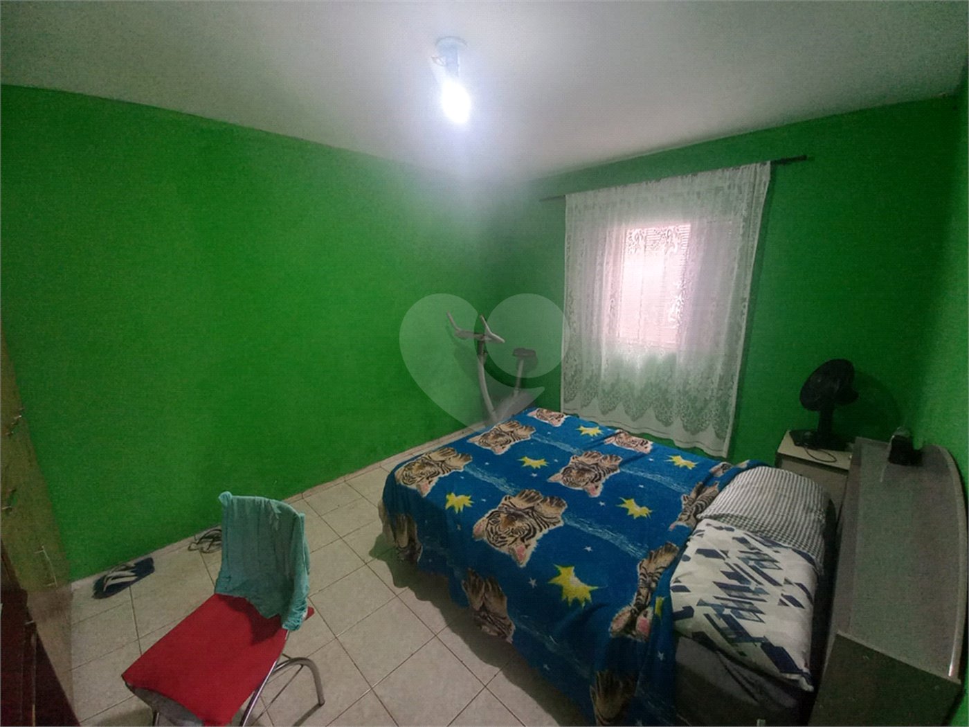 Sobrado para venda.