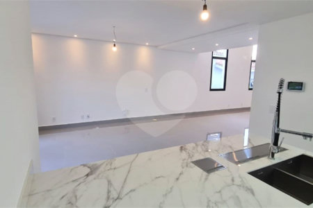 Casa à venda com 3 suítes no condomínio Reserva dos Vinhedos, Louveira - SP