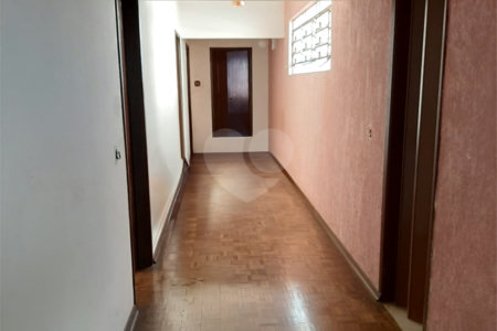 Casa à venda com 4 quartos, sendo 1 suíte, em Jardim do Estádio, Itu, SP