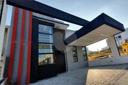 Casa à venda com 3 quartos, sendo 1 suíte, no condomínio Horto Florestal Villagio, Sorocaba - SP