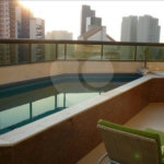 APARTAMENTO UM POR ANDAR!