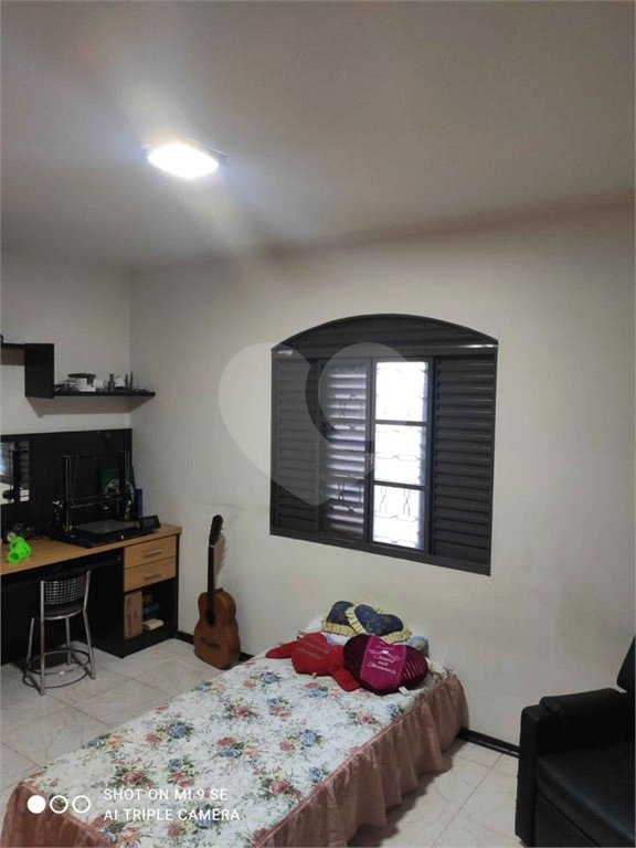 Casa térrea no Santa Felicia.