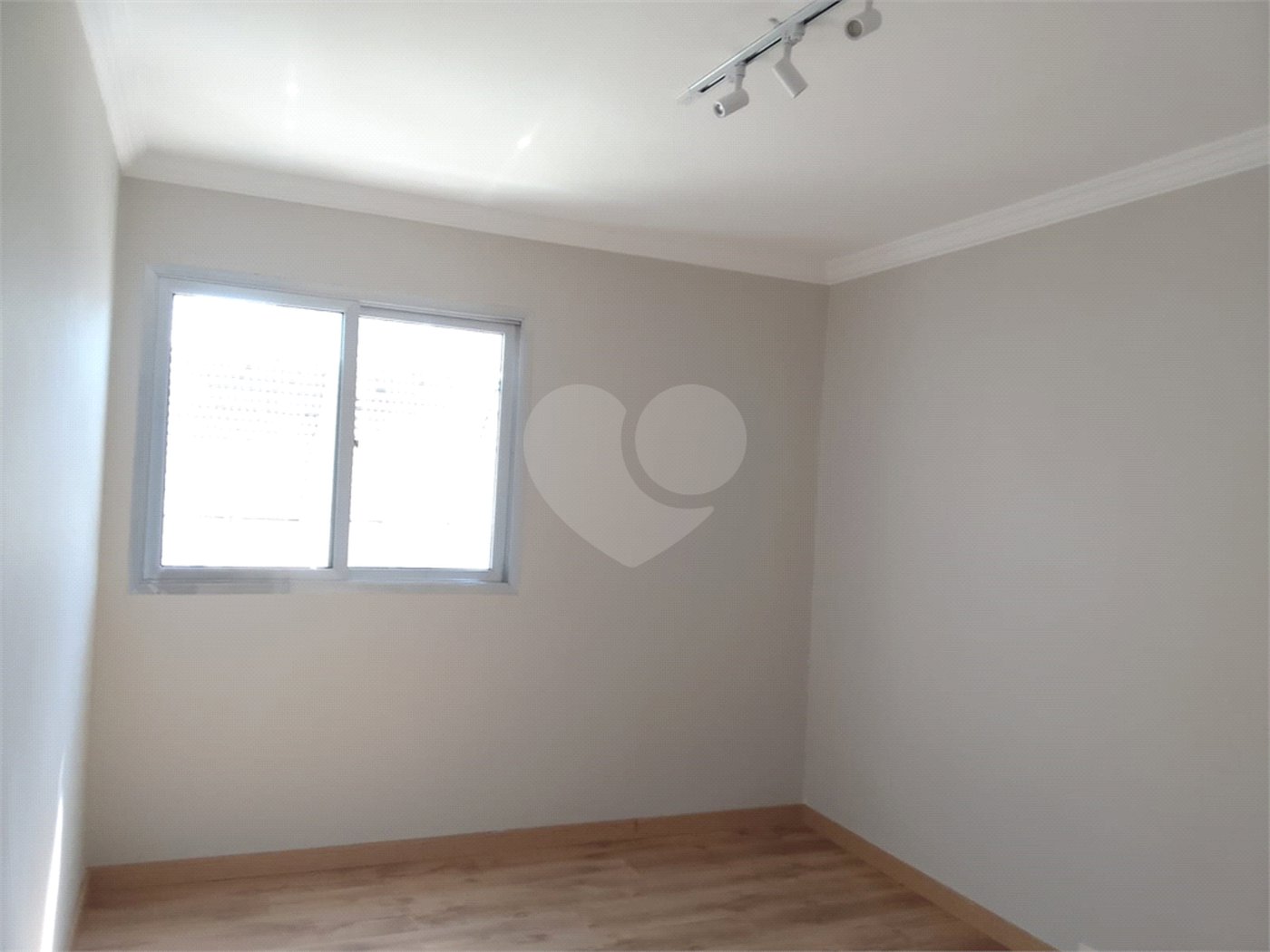 Apartamento à venda com 3 quartos, sendo 1 suíte, em Jardim Paulista, São Paulo, SP