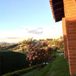 Casa à venda com 3 quartos, sendo 1 suíte,  no condomínio Vista Alegre, Bom Jesus dos Perdões - SP