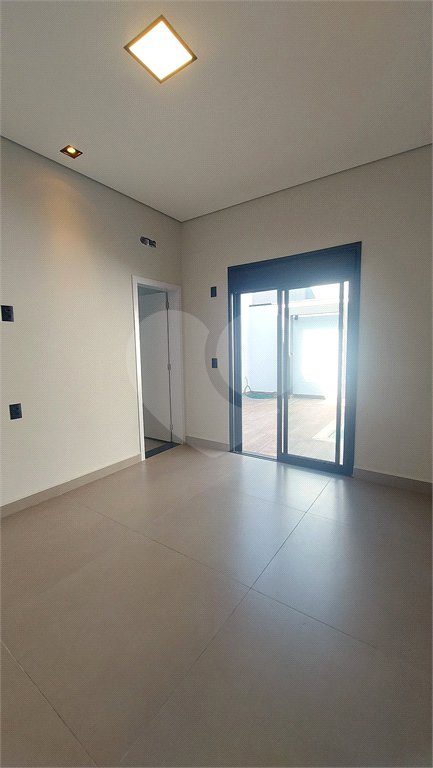 Casa à venda com 3 suítes no condomínio Villagio DI Capri, Votorantim - SP