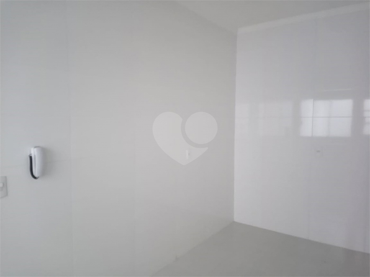 Casa à venda com 3 quartos, sendo 1 suíte, no condomínio Residencial Vila Primavera (zona Norte), São Paulo - SP