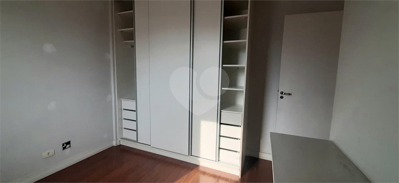 Apartamento à venda com 3 quartos, sendo 1 suíte, em Santana, São Paulo, SP
