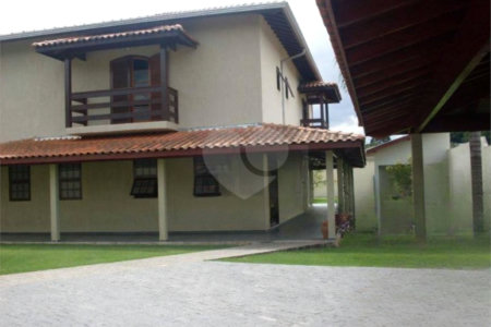 Casa à venda com 3 suítes em Vista Alegre, Vinhedo, SP