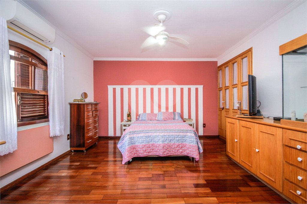 Casa à venda com 6 quartos, sendo 4 suítes, em Vila Anglo Brasileira, São Paulo, SP